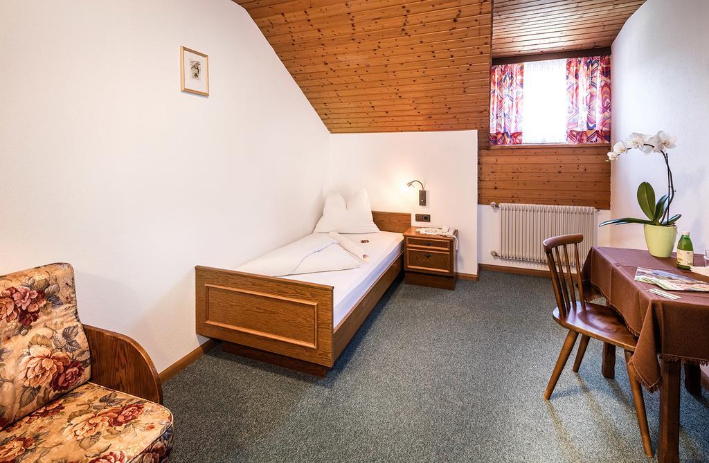 Hotel Linde Collalbo Kültér fotó